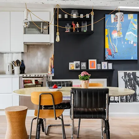 Veeve - Modern-chic Mezzanine شقة